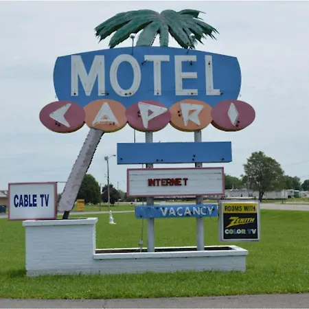 Capri Motel By Oyo Elwood, Wathena